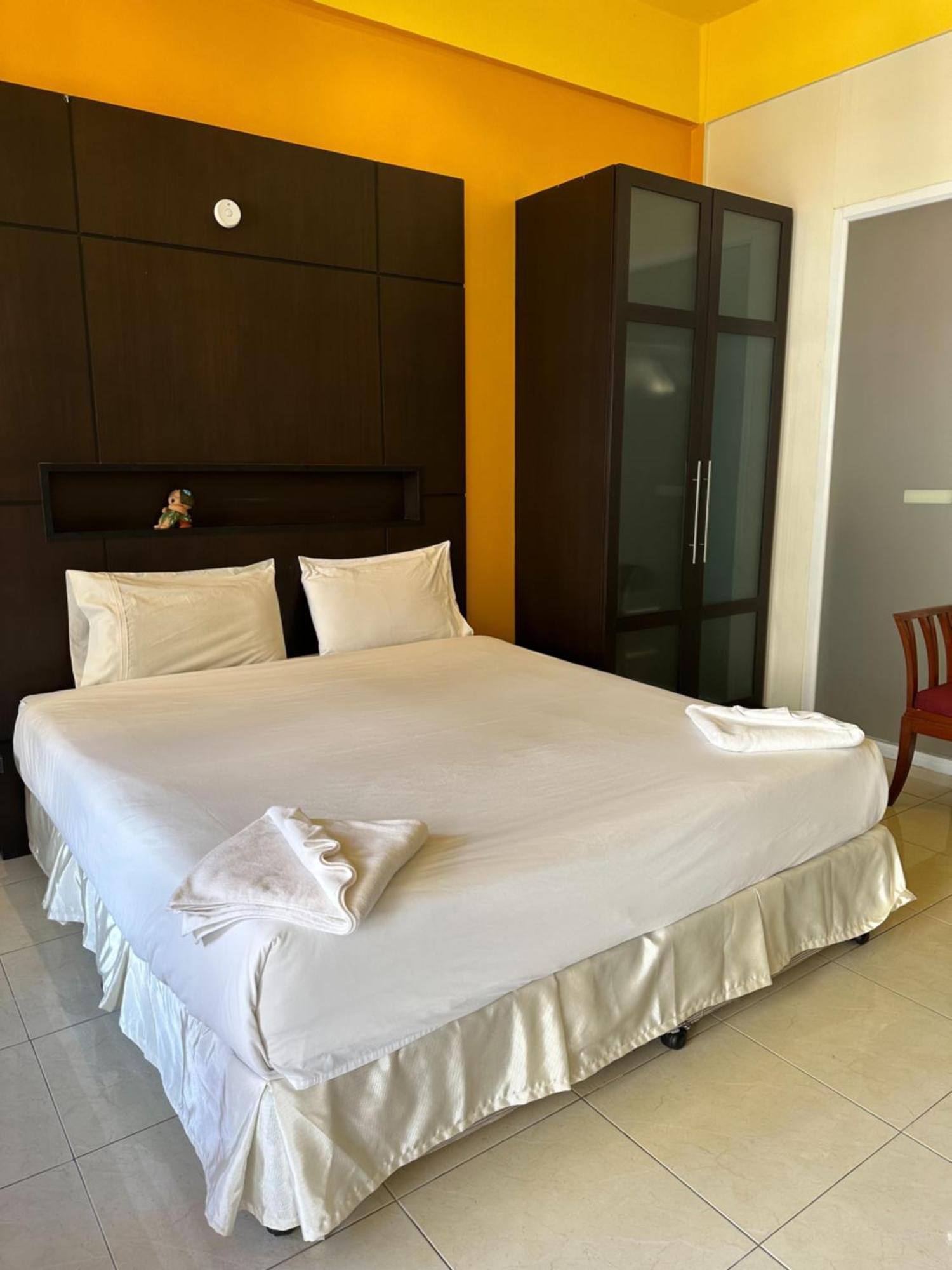 Cozy Place Patong Екстер'єр фото